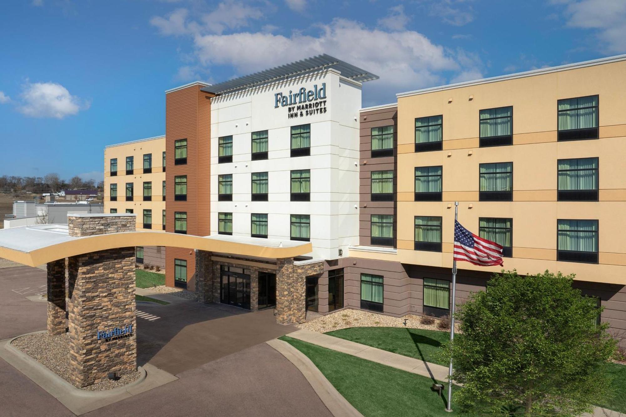 Fairfield Inn & Suites By Marriott Sioux Falls Airport Екстер'єр фото